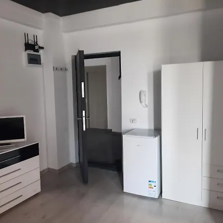 Apartament Garsoniera Mateo Mamaia Sat *